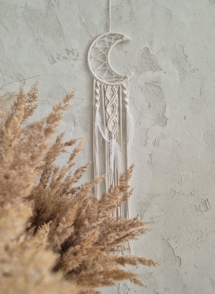 Macrame sienos dekoracija - mėnulis