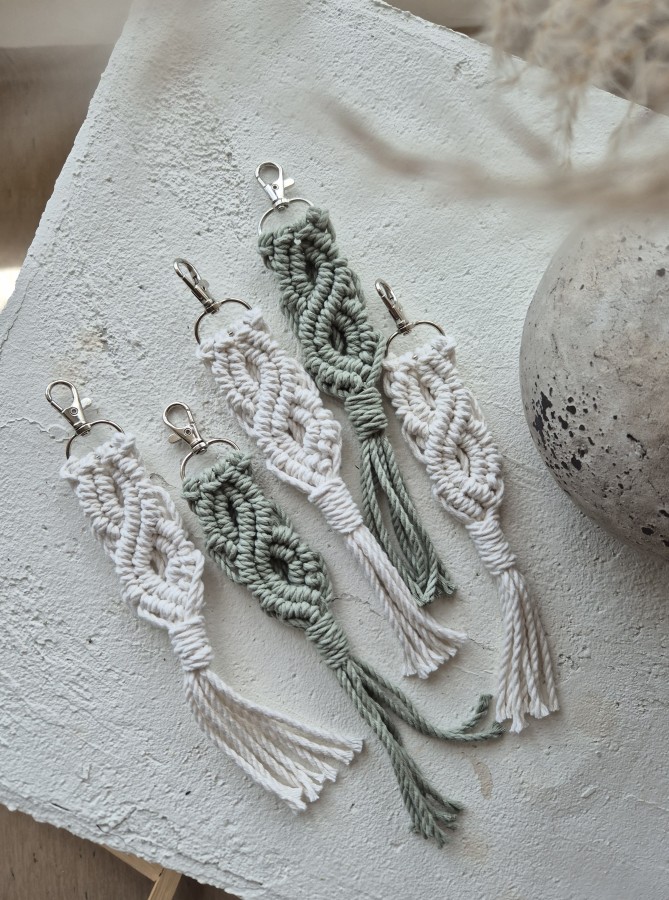 Raktų pakabukas - pynės