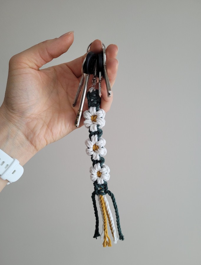 Raktų pakabutis - ramunės